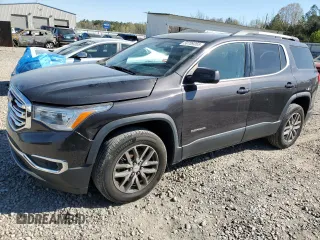 2017 GMC Acadia SLE z VIN 1GKKNSLA5HZ325085, wystawiony jako Copart lot #50789355 z przebiegiem 133 056 mil mil oraz Szkoda całkowita • Salvage title. Historia ofert i sprzedaży dostępna na DreamBid. Obrazek 1.