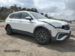 2023 Volkswagen Tiguan SE z VIN 3VVNB7AX9PM087233, wystawiony jako Copart lot #48940745 z przebiegiem 33 861 mil mil oraz Szkoda całkowita • Salvage title. Historia ofert i sprzedaży dostępna na DreamBid. Obrazek 4.