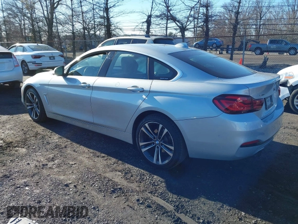 2020 BMW 4 Series 430i xDrive z VIN WBA4J3C03LCD21710, wystawiony jako IAAI lot #41768173 z przebiegiem 53 004 mil mil oraz . Historia ofert i sprzedaży dostępna na DreamBid. Obrazek 3.