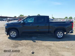2020 Chevrolet Silverado 1500 LT with VIN 3GCUYDEDXLG356890, listed as a IAAI auction lot 42228239 with 140,889 mi miles and . Bid and sale history available at DreamBid. Image 14.