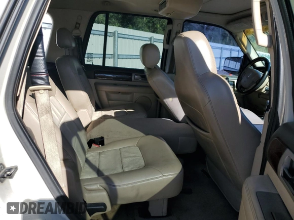 2006 Lincoln Navigator Luxury with VIN 5LMFU275X6LJ12879, listed as a Copart auction lot 85471574 with 230,864 mi miles and Salvage Title. Bid and sale history available at carsss.com. Image 11.