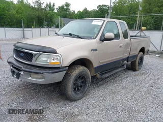 1997 Ford F-250 with VIN 2FTFX28L0VCA54351, listed as a IAAI auction lot 42160898 with 384,085 mi miles and . Bid and sale history available at DreamBid. Image 2.