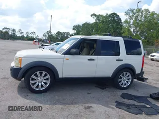 2006 Land Rover LR3 SE with VIN SALAD25416A369381, listed as a IAAI auction lot 41807834 with 229,910 mi miles. Bid and sale history available at carsss.com. Image 14.