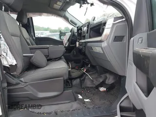 2024 Ford F-250 XL z VIN 1FT7X2BA9REC20703, wystawiony jako IAAI lot #42271124 z przebiegiem Nie podano mil oraz . Historia ofert i sprzedaży dostępna na DreamBid. Obrazek 5.