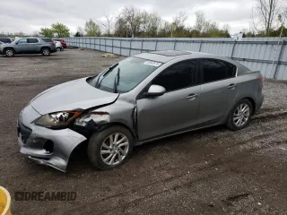 2012 Mazda 3 i Sport z VIN JM1BL1UF9C1637245, wystawiony jako Copart lot #55943575 z przebiegiem Nie podano mil oraz Szkoda całkowita • Salvage title. Historia ofert i sprzedaży dostępna na DreamBid. Obrazek 1.