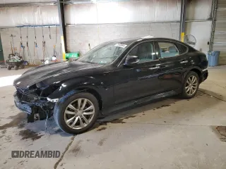 2016 Infiniti Q70 z VIN JN1BY1AP5GM220811, wystawiony jako Copart lot #77558894 z przebiegiem Nie podano mil oraz Szkody całkowita. Historia ofert i sprzedaży dostępna na DreamBid. Obrazek 1.