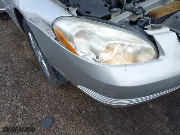 2006 Buick Lucerne CXL with VIN 1G4HR57Y76U250110, listed as a IAAI auction lot 42002791 with 123,848 mi miles. Bid and sale history available at carsss.com. Image 6.