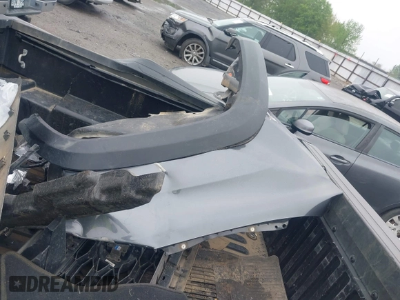 2022 Toyota Tacoma SR with VIN 3TMCZ5AN1NM476353, listed as a IAAI auction lot 41938107 with 51,782 mi miles and . Bid and sale history available at DreamBid. Image 12.