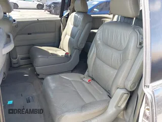 2005 Honda Odyssey TOURING with VIN 5FNRL38885B082482, listed as a IAAI auction lot 41879897 with 159,667 mi miles. Bid and sale history available at carsss.com. Image 8.