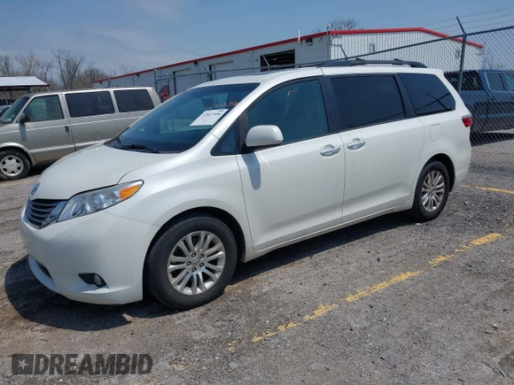 2017 Toyota Sienna XLE Auto Access Seat with VIN 5TDYZ3DC7HS865605, listed as a IAAI auction lot 42027590 with 152,599 mi miles and . Bid and sale history available at DreamBid. Image 17.
