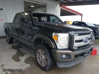 2016 Ford Super Duty F-250 SRW Lariat with VIN 1FT7W2B65GEA57303, listed as a IAAI auction lot 41556426 with 121,796 mi miles. Bid and sale history available at carsss.com. Image 1.