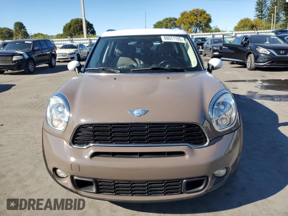 2014 MINI Countryman S with VIN WMWZC3C57EWP29072, listed as a Copart auction lot 88071195 with 105,183 mi miles and Clean Title. Bid and sale history available at DreamBid. Image 5.