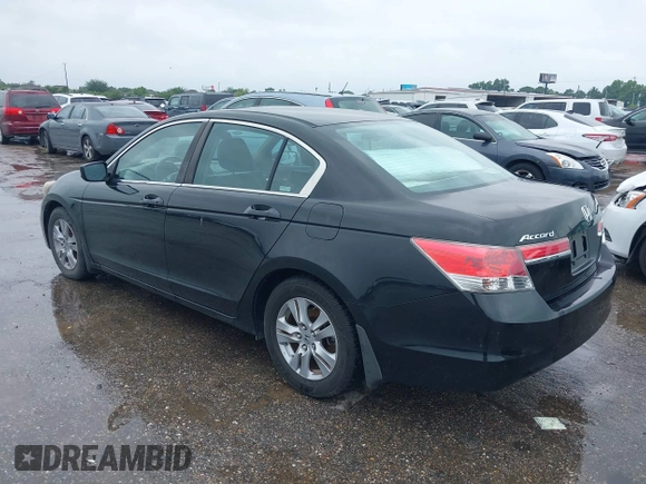2012 Honda Accord SE z VIN 1HGCP2F66CA194145, wystawiony jako IAAI lot #39689581 z przebiegiem 221 371 mil mil oraz . Historia ofert i sprzedaży dostępna na DreamBid. Obrazek 3.