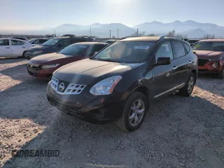 2011 Nissan Rogue SV z VIN JN8AS5MV7BW273555, wystawiony jako Copart lot #42045965 z przebiegiem 163 044 mil mil oraz Szkoda całkowita • Salvage title. Historia ofert i sprzedaży dostępna na DreamBid. Obrazek 1.