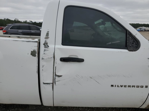 2007 Chevrolet Silverado 1500 Work Truck with VIN 1GCEC14C37Z588022, listed as a Copart auction lot 83831424 with 257,930 mi miles and Salvage Title. Bid and sale history available at carsss.com. Image 10.