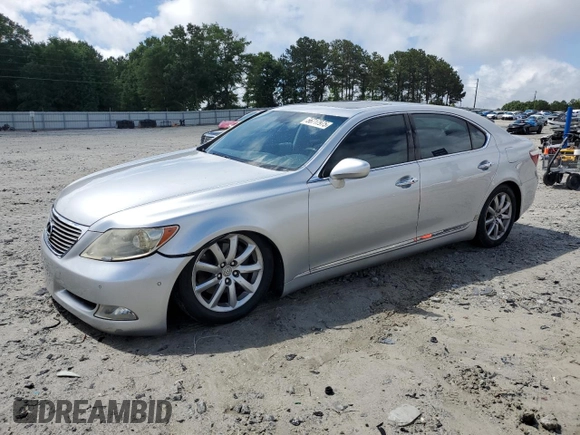 2007 Lexus LS 460 L z VIN JTHGL46F675013629, wystawiony jako Copart lot #56717975 z przebiegiem 214 066 mil mil oraz Tytuł czysty. Historia ofert i sprzedaży dostępna na DreamBid. Obrazek 1.