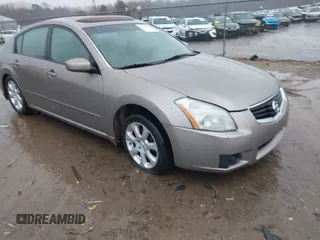 2008 Nissan Maxima 3.5 SL with VIN 1N4BA41E08C816374, listed as a IAAI auction lot 41557260 with 204,207 mi miles. Bid and sale history available at carsss.com. Image 1.