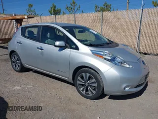 2015 Nissan LEAF SV with VIN 1N4AZ0CP5FC317059, listed as a IAAI auction lot 42057183 with 34,428 mi miles. Bid and sale history available at carsss.com. Image 1.
