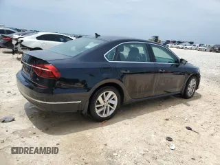 2018 Volkswagen Passat SE z VIN 1VWBA7A35JC038246, wystawiony jako Copart lot #56144005 z przebiegiem 67 561 mil mil oraz Czysty tytuł • Clean title. Historia ofert i sprzedaży dostępna na DreamBid. Obrazek 3.