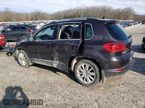 2016 Volkswagen Tiguan S with VIN WVGBV7AX7GW607563, listed as a Copart auction lot 49958725 with 92,464 mi miles and Salvage Title. Bid and sale history available at DreamBid. Image 2.