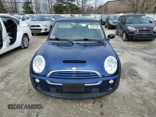 2003 MINI Hardtop S with VIN WMWRE33423TD74010, listed as a Copart auction lot 45301055 with 81,331 mi miles and Clean Title. Bid and sale history available at DreamBid. Image 5.