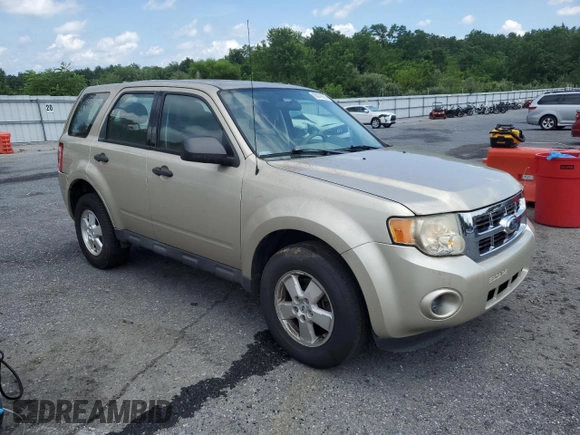 2012 Ford Escape XLS z VIN 1FMCU9C74CKA77442, wystawiony jako Copart lot #65079825 z przebiegiem 132 895 mil mil oraz Czysty tytuł • Clean title. Historia ofert i sprzedaży dostępna na DreamBid. Obrazek 4.