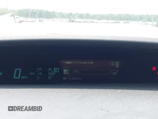 2013 Toyota Prius One z VIN JTDKN3DU0D1645384, wystawiony jako IAAI lot #42412550 z przebiegiem 159 012 mil mil oraz . Historia ofert i sprzedaży dostępna na DreamBid. Obrazek 7.