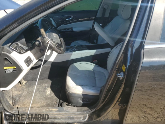 2015 Kia K900 Luxury with VIN KNALW4D46F6017582, listed as a Copart auction lot 75521404 with 165,826 mi miles and Clean Title. Bid and sale history available at carsss.com. Image 7.