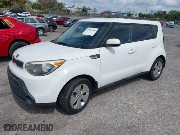 2014 Kia Soul with VIN KNDJN2A26E7741866, listed as a IAAI auction lot 41703749 with 181,024 mi miles. Bid and sale history available at carsss.com. Image 2.