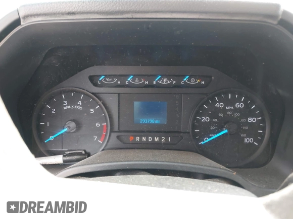2017 Ford F-250 XL with VIN 1FD7X2B6XHEE15151, listed as a IAAI auction lot 42161769 with 293,798 mi miles and . Bid and sale history available at DreamBid. Image 7.