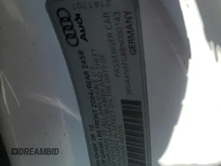 2011 Audi R8 5.2L z VIN WUAANAFG8BN000143, wystawiony jako Copart lot #74799504 z przebiegiem Nie podano mil oraz Szkoda całkowita • Salvage title. Historia ofert i sprzedaży dostępna na DreamBid. Obrazek 13.