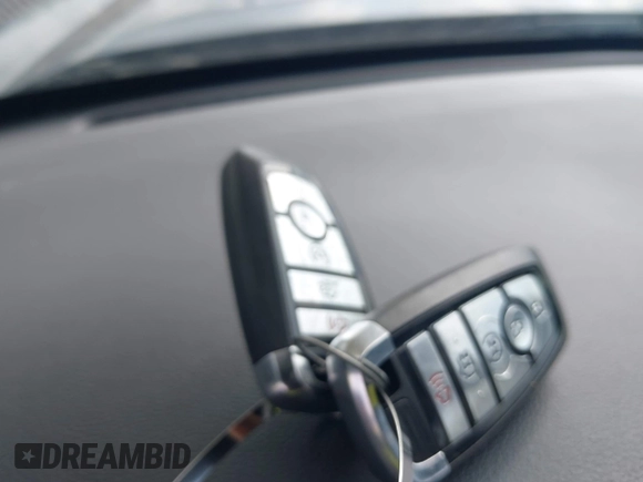 2025 Ford Explorer ST-Line с VIN 1FMUK7KH9SGA91850, выставлен на аукционе IAAI как лот 42028931 с пробегом 5 770 миль миль и . История ставок и продаж доступна на DreamBid. Изображение 11.