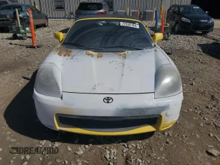 2002 Toyota MR2 z VIN JTDFR320520050071, wystawiony jako Copart lot #72550184 z przebiegiem 131 342 mil mil oraz Tytuł czysty. Historia ofert i sprzedaży dostępna na DreamBid. Obrazek 5.