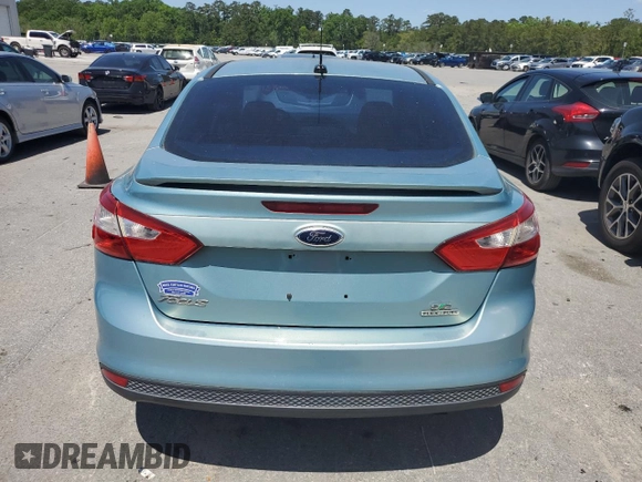 2012 Ford Focus SE with VIN 1FAHP3F29CL428201, listed as a Copart auction lot 52566905 with 209,909 mi miles and Salvage title. Bid and sale history available at DreamBid. Image 6.