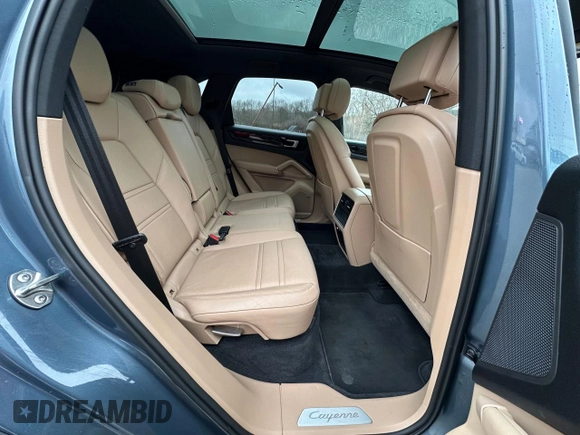2019 Porsche Cayenne S with VIN WP1AB2AY2KDA61391, listed as a Copart auction lot 52459645 with 151,916 mi miles and Clean title. Bid and sale history available at DreamBid. Image 6.