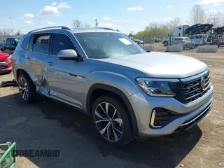 2024 Volkswagen Atlas SEL Premium R-Line z VIN 1V2FR2CA2RC551914, wystawiony jako IAAI lot #42028289 z przebiegiem 16 240 mil mil oraz . Historia ofert i sprzedaży dostępna na DreamBid. Obrazek 1.