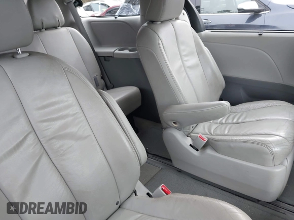 2012 Toyota Sienna XLE with VIN 5TDDK3DC9CS047014, listed as a IAAI auction lot 41551585 with 164,440 mi miles. Bid and sale history available at carsss.com. Image 8.