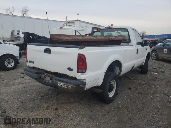 2002 Ford F-350 XL with VIN 1FTSF31L32EB50482, listed as a Copart auction lot 81916124 with 45,625 mi miles and Clean Title. Bid and sale history available at DreamBid. Image 3.
