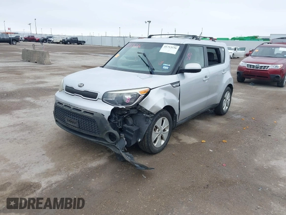 2015 Kia Soul z VIN KNDJN2A21F7777241, wystawiony jako IAAI lot #41713236 z przebiegiem 168 115 mil mil oraz . Historia ofert i sprzedaży dostępna na DreamBid. Obrazek 6.