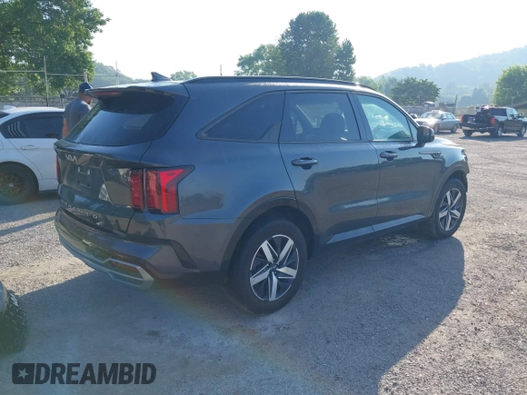 2022 Kia Sorento S z VIN 5XYRL4LCXNG157029, wystawiony jako IAAI lot #42502291 z przebiegiem 60 403 mil mil oraz . Historia ofert i sprzedaży dostępna na DreamBid. Obrazek 4.
