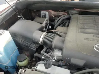 2017 Toyota Tundra Platinum с VIN 5TFAY5F15HX631839, выставлен на аукционе Copart как лот 71710825 с пробегом 106 185 миль миль и Списание • Salvage title. История ставок и продаж доступна на DreamBid. Изображение 13.