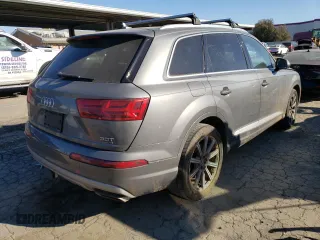 2018 Audi Q7 Premium with VIN WA1AAAF76JD013013, listed as a Copart auction lot 38242263 with 54,725 mi miles and . Bid and sale history available at DreamBid. Image 3.