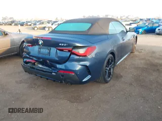 2024 BMW 4 Series 430i z VIN WBA23AT07RCP27372, wystawiony jako IAAI lot #41435983 z przebiegiem 12 924 mil mil oraz . Historia ofert i sprzedaży dostępna na DreamBid. Obrazek 4.