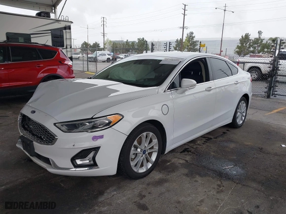 2019 Ford Fusion Energi Titanium with VIN 3FA6P0SU3KR251786, listed as a IAAI auction lot 41798809 with 58,186 mi miles. Bid and sale history available at carsss.com. Image 16.