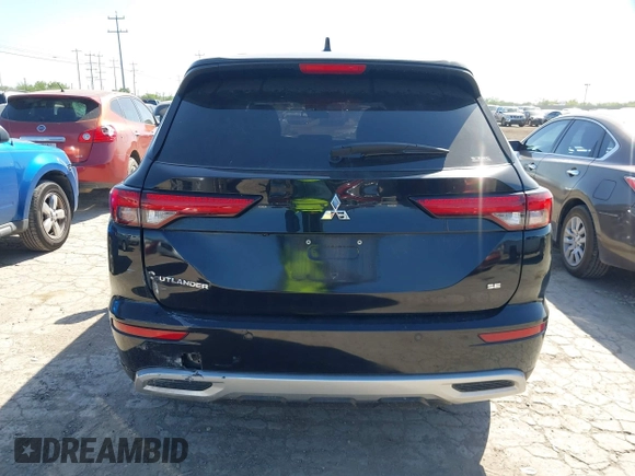2022 Mitsubishi Outlander SE z VIN JA4J4UA82NZ050917, wystawiony jako IAAI lot #41971485 z przebiegiem 53 678 mil mil oraz . Historia ofert i sprzedaży dostępna na DreamBid. Obrazek 16.