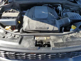 2024 Dodge Durango R/T Plus z VIN 1C4SDJCT6RC199186, wystawiony jako Copart lot #56595055 z przebiegiem 33 973 mil mil oraz Szkoda całkowita • Salvage title. Historia ofert i sprzedaży dostępna na DreamBid. Obrazek 12.