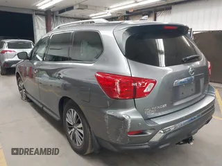 2020 Nissan Pathfinder S with VIN 5N1DR2AN8LC626262, listed as a IAAI auction lot 41901620 with 83,744 mi miles. Bid and sale history available at carsss.com. Image 3.