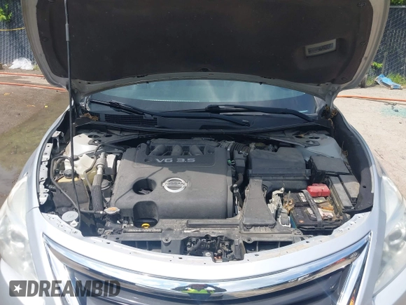 2015 Nissan Altima SL with VIN 1N4BL3AP3FC278675, listed as a IAAI auction lot 42442119 with 83,546 mi miles and . Bid and sale history available at DreamBid. Image 10.