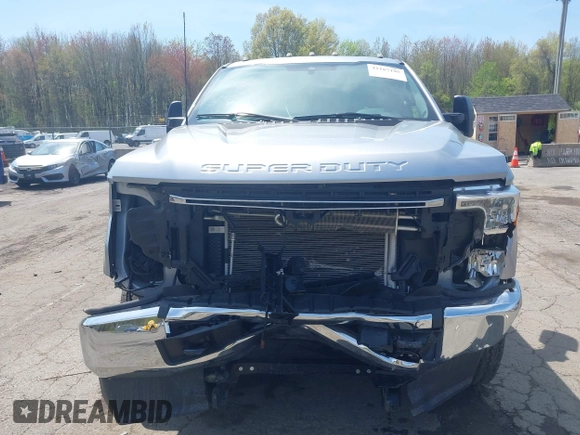 2022 Ford F-250 XL with VIN 1FTBF2B66NEG29082, listed as a IAAI auction lot 42167195 with 22,751 mi miles and . Bid and sale history available at DreamBid. Image 12.