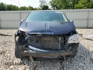 2014 Chrysler Town & Country Touring L z VIN 2C4RC1CG9ER421287, wystawiony jako Copart lot #59733635 z przebiegiem 99 270 mil mil oraz Czysty tytuł • Clean title. Historia ofert i sprzedaży dostępna na DreamBid. Obrazek 5.